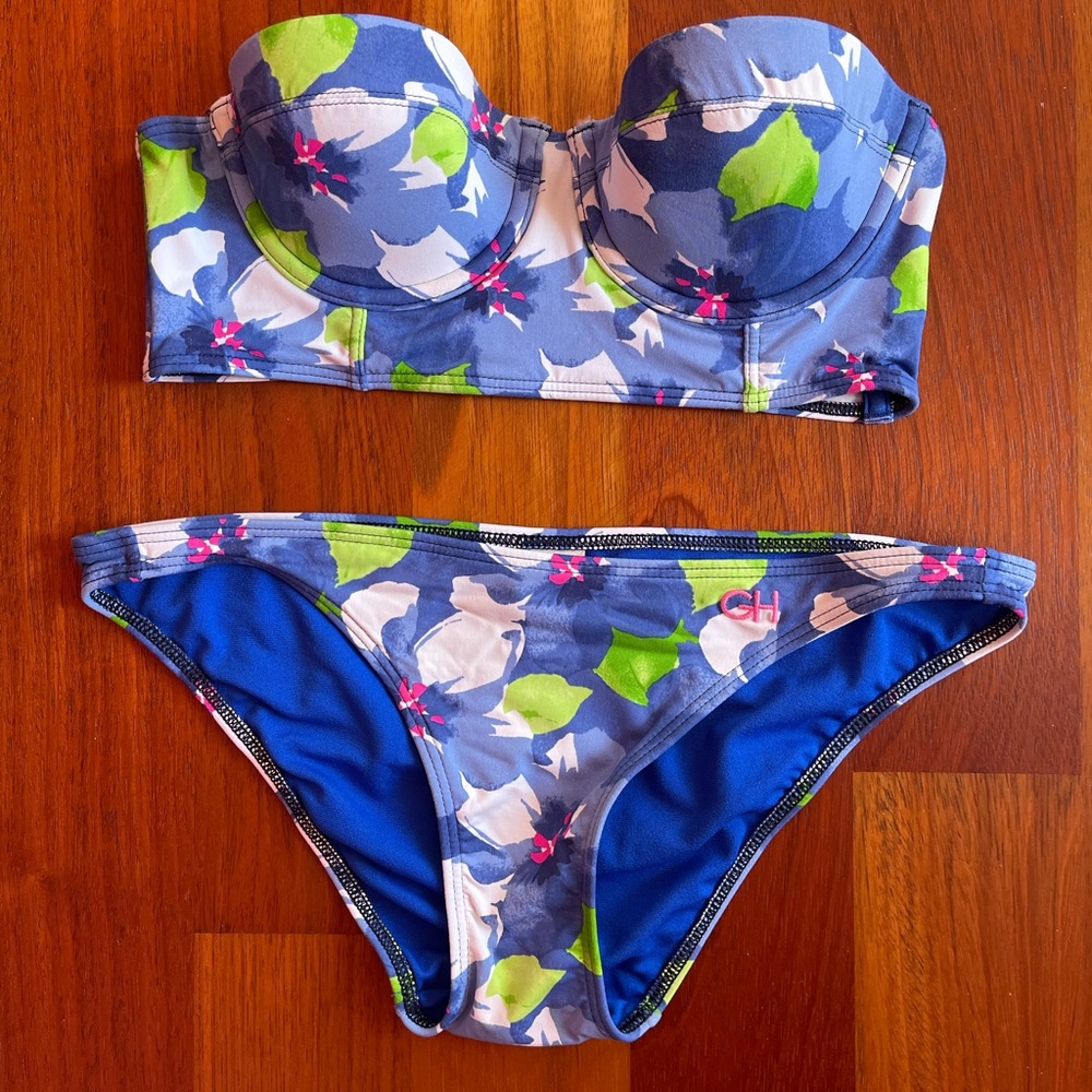 Gilly Hicks floral bathing suit